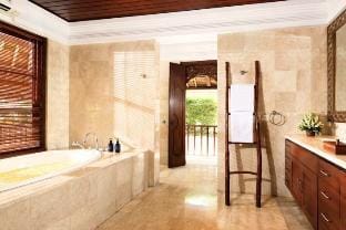 Classic 2 BR Villa Garden View AY01 Villa in Kuta Selatan