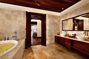 Hazel 3 BR Private Pool Villa Y044 Villa in Kuta Selatan