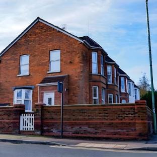 Bedford Rd Apartment| Ideal for Hospital & Town Cn Vacation rental in Bedford