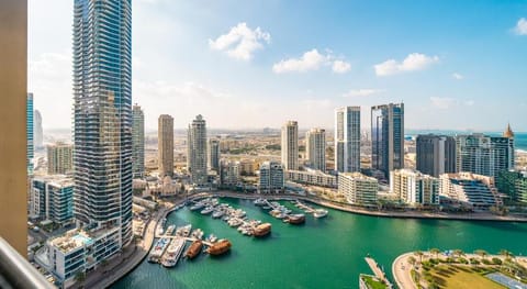 SettlerHomes - Sparkle Tower - Sea Views Apartment in Dubai