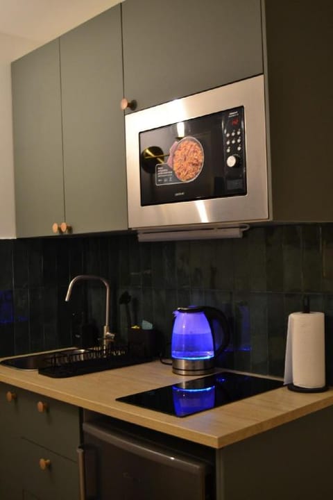 Studio 88 - Your haven close to La Défense & Paris Hotel in Courbevoie