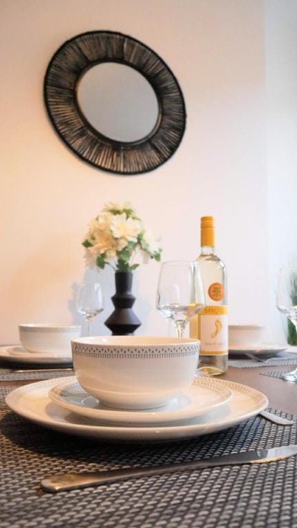 Stoke - 3 Bedroom House - Winifred St. Vacation rental in Stoke-on-Trent