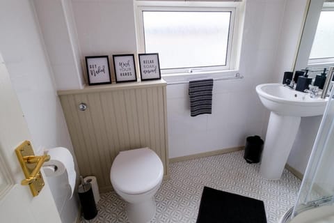 Banchory House - SJA Stays - 2 Bed House Vacation rental in Scotland