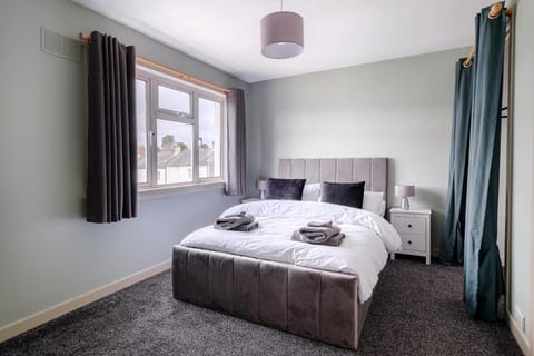 Banchory House - SJA Stays - 2 Bed House Vacation rental in Scotland