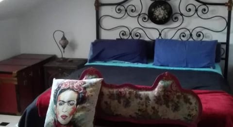 010025-lt-0928 Rooftop Favors Apartment in Genoa