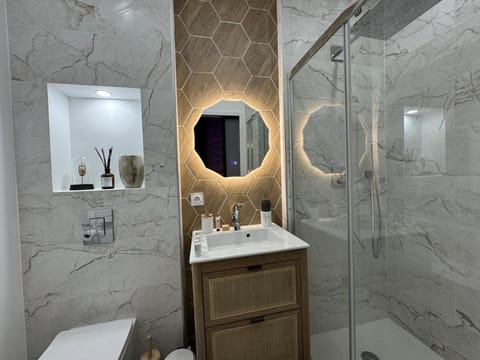 Evasion Spa Apartment in Dijon