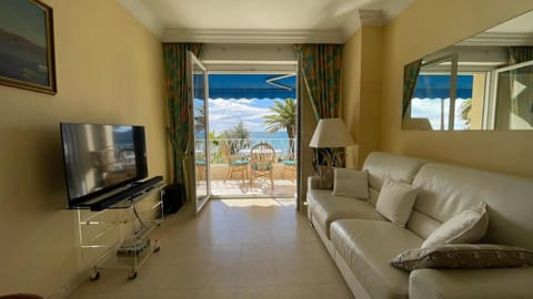 Charming Apartment with seaview Apartment in Cannes