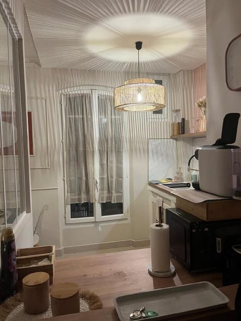 Porte de Versailles - Parking Gratuit Apartment in Issy-les-Moulineaux