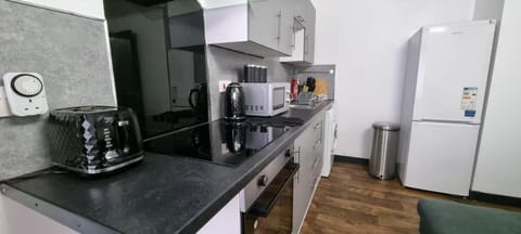 Clippie Court 3 Rooms 4 Bed Apt Vacation rental in Dundee