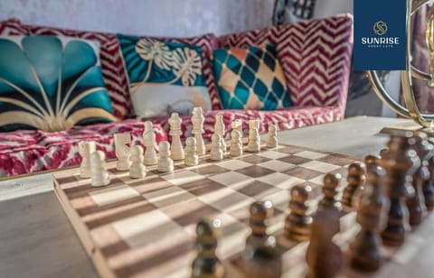 Bespoke | River Views | High-Spec | Free Parking Apartment in Dundee