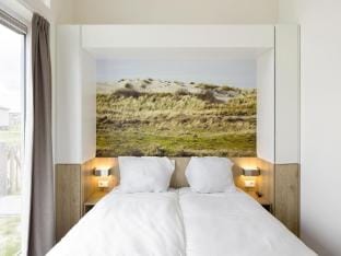 Luxury Chalet near Beach Vacation rental in Kamperland