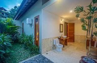 Dusun Ubud Vila Daisy Villa in Payangan
