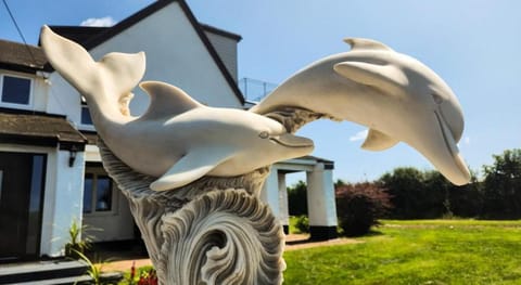 Gower Hideaway - 3 Bed Apartment - Ocean Breeze Apartment in Wales