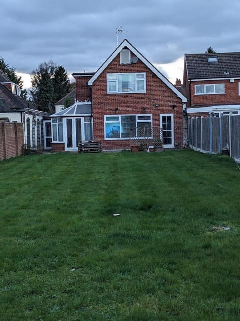 Woodland Green - BHX, NEC, HS2 Vacation rental in Marston Green