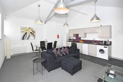 Smithfield Seven | Luxury Apartment Apartment in Stoke-on-Trent