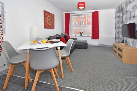 Smithfield Four | Luxury Apartment Apartment in Stoke-on-Trent