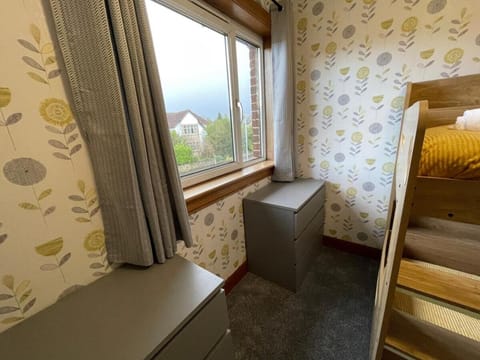 1930s 3Bed House in Quiet Village w/ Large Garden Vacation rental in Scotland