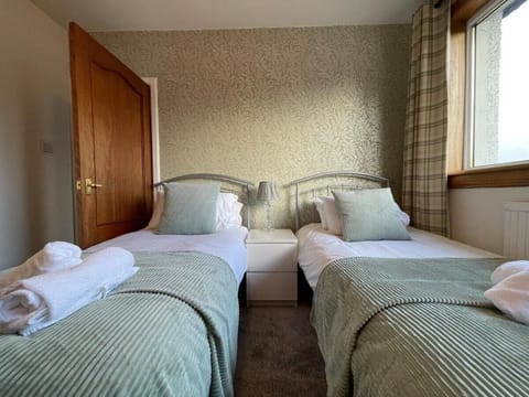 1930s 3Bed House in Quiet Village w/ Large Garden Vacation rental in Scotland