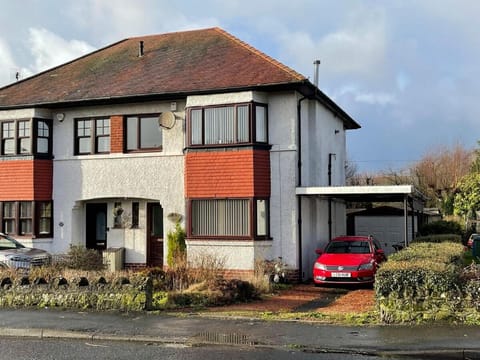 1930s 3Bed House in Quiet Village w/ Large Garden Vacation rental in Scotland