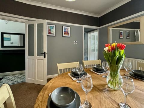 Freeston House - Contractors or Family Holidays Vacation rental in Cleethorpes