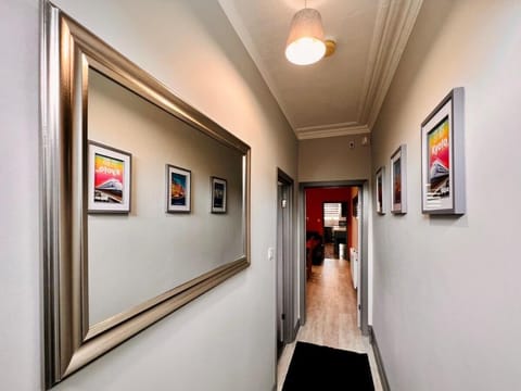 Birkin House - Contractors or Family Holidays Vacation rental in Nottingham