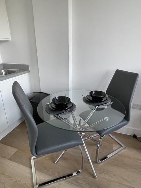 Amazing Views of the City Apartment in Stretford