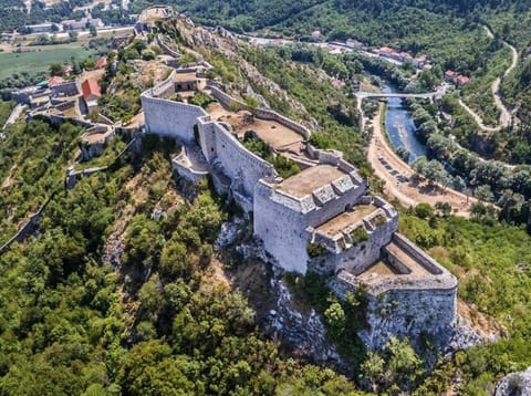 Kamena kućica sa velikom terasom i jacuzzijem Vacation rental in Šibenik-Knin County, Croatia