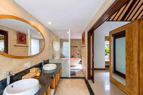 Rose White 1 BR Private Pool Villa ZN23 Villa in Tampaksiring