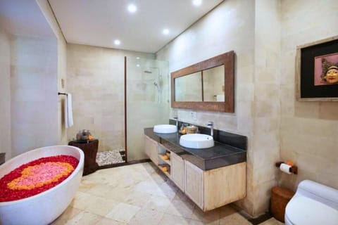 Romance Forest view 2 BR Private Pool Villa ZN21 Villa in Tampaksiring