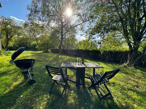 Nature Cottage - Chambre King Size (sans douche) Apartment in Luxembourg