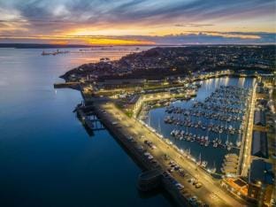 Fulke Street - 2 Bedroom Apartment - Milford Haven Apartment in Wales