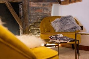 Pasteur at the Old Infirmary Apartment in Worcester