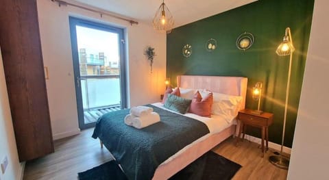 Luxury Station Apartment by Paymán Club Hotel in Cambridge