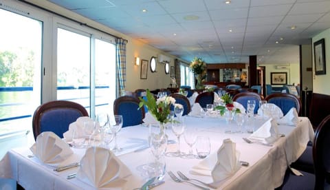 Hotel Le Chardonnay Hotel in Villeneuve-lès-Avignon