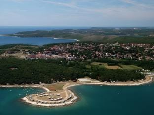 Arena Stupice Mobile Homes Hotel in Premantura