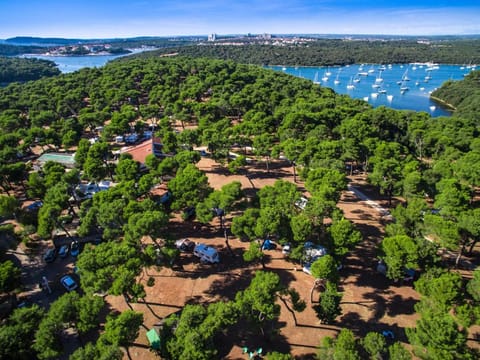 Arena Indije Mobile Homes Hotel in Banjole