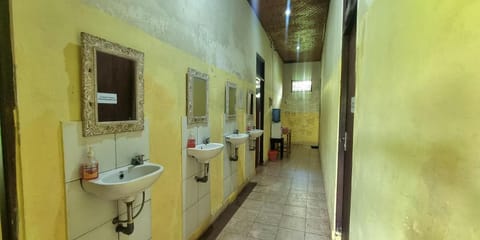 Keladi House Ubud Hostel in Ubud