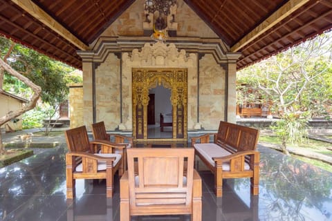 Tebluess Guesthouse Gianyar RedPartner Hotel in Tampaksiring