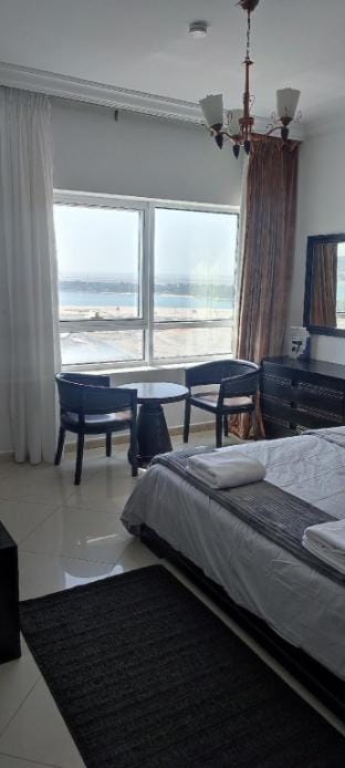 Smart Home Vacation Home 706 Apartment in Al Sharjah