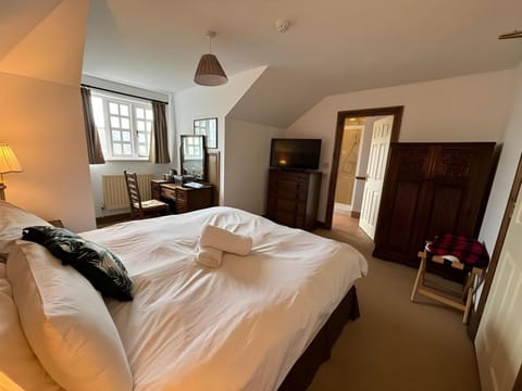 True Lovers Knot, Tarrant Keyneston Hotel in East Dorset District