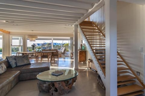 Mollyhawk Beach House Vacation rental in Cape Town