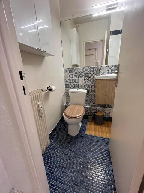 Studio à 5 minutes du château stationnement free Apartment in Versailles