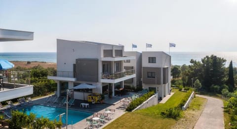 Heraclea Luxury Suites by Travel Pro Services Apartment hotel in Halkidiki