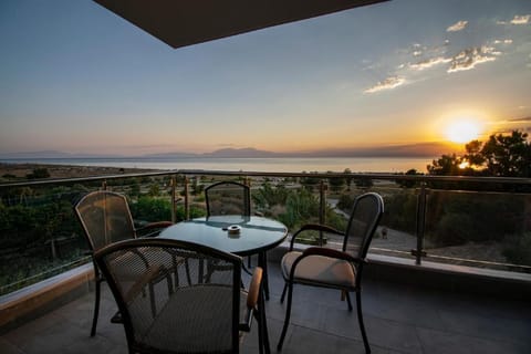 Heraclea Luxury Suites by Travel Pro Services Apartment hotel in Halkidiki