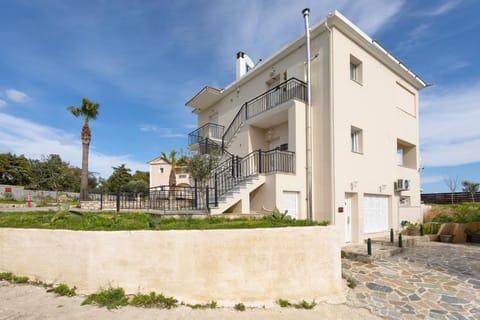 Altamira Holiday Apartment - 6 people, veranda with views Apartment in Zakynthos