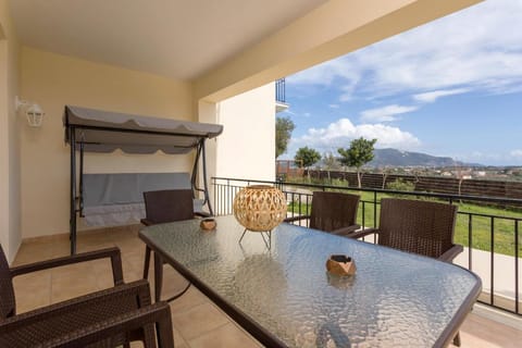 Altamira Holiday Apartment - 6 people, veranda with views Apartment in Zakynthos