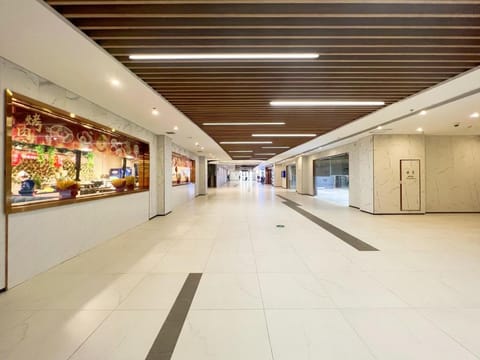 【东桉美宿|愉景惬意】邻北京环球影城|Loft一居室套房|双大床住4人|家庭出游|地铁1号线直达故宫 Apartment in Beijing