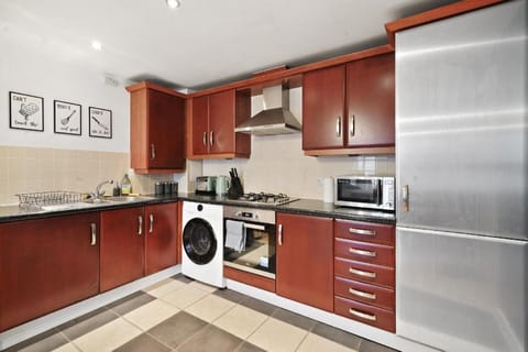 Central Bishops Stortford 2BR Apartment Apartment in East Hertfordshire District