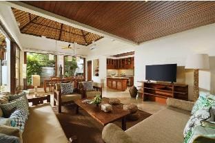 Naraya 3 BR Private Pool Villa ZN54 Villa in Kuta Selatan