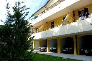 Peaceful flat with terrace and Wi-Fi - Beahost Apartment in Bibione